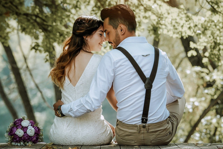 Cum arată un bărbat că iubește. Gesturi simple, care spun multe de fapt