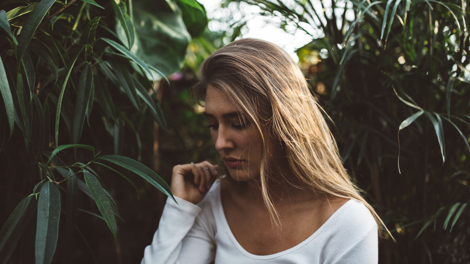 Diferența dintre depresie și tristețe