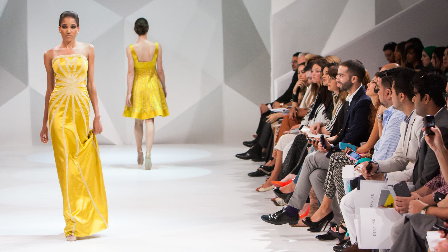 secrete de stil de la Kate Middleton. eleganta desavârsita