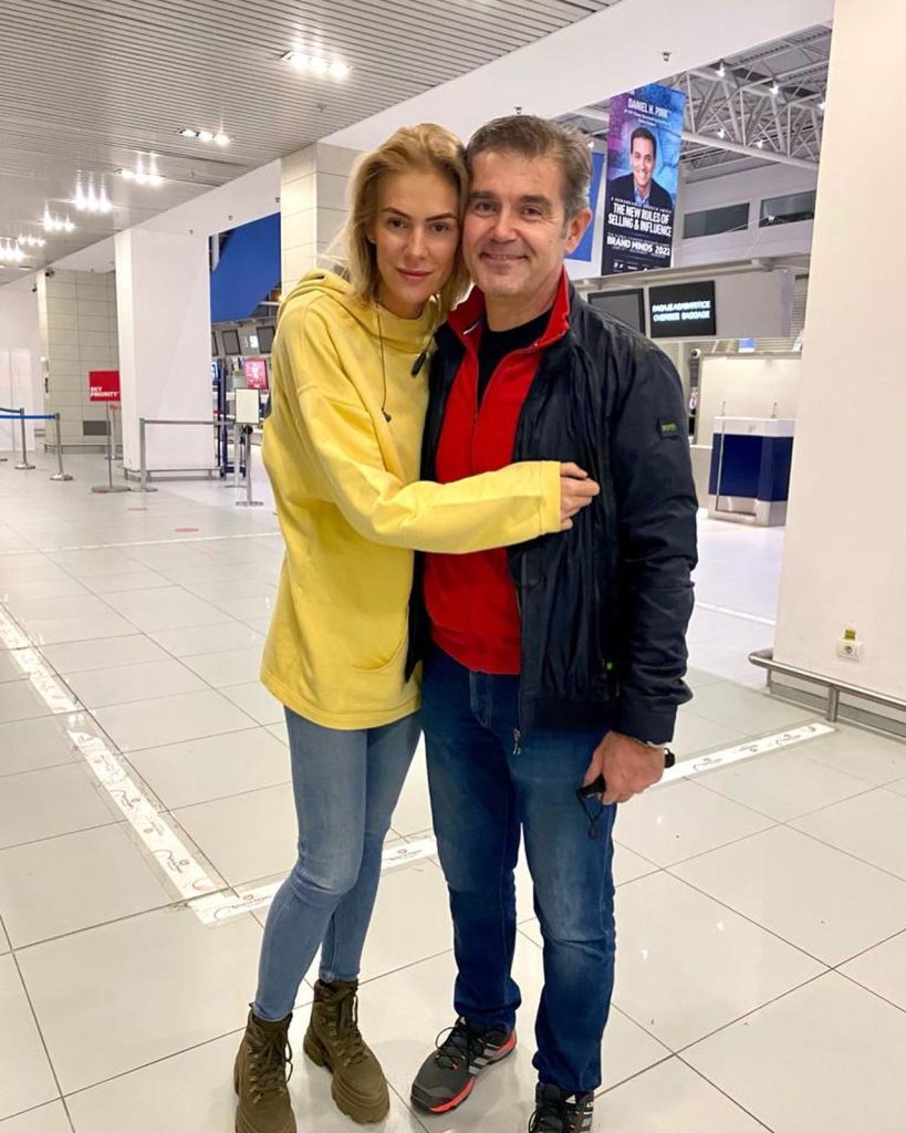 Vedeta alături de soțul ei