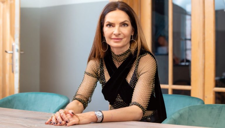 Alina Vîlcu, mărturisiri despre accidentul traumatizant prin care a trecut: „S-a soldat cu o operație cu 13 șuruburi în gleznă” EXCLUSIV