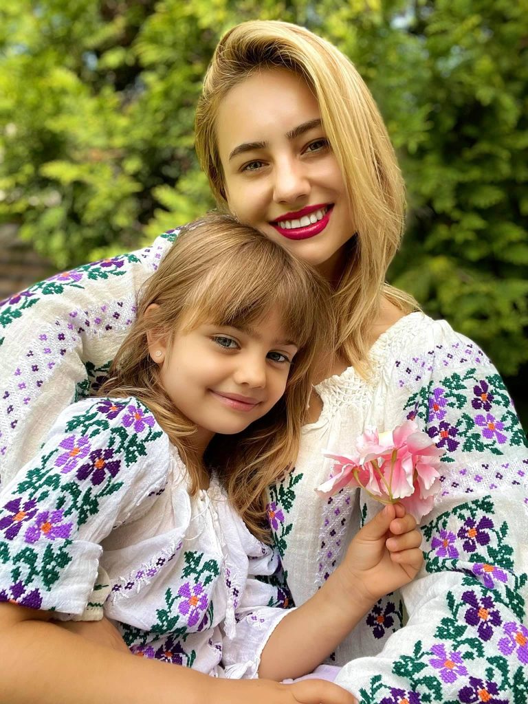 Emilia Dorobanțu și supeba ei fiică