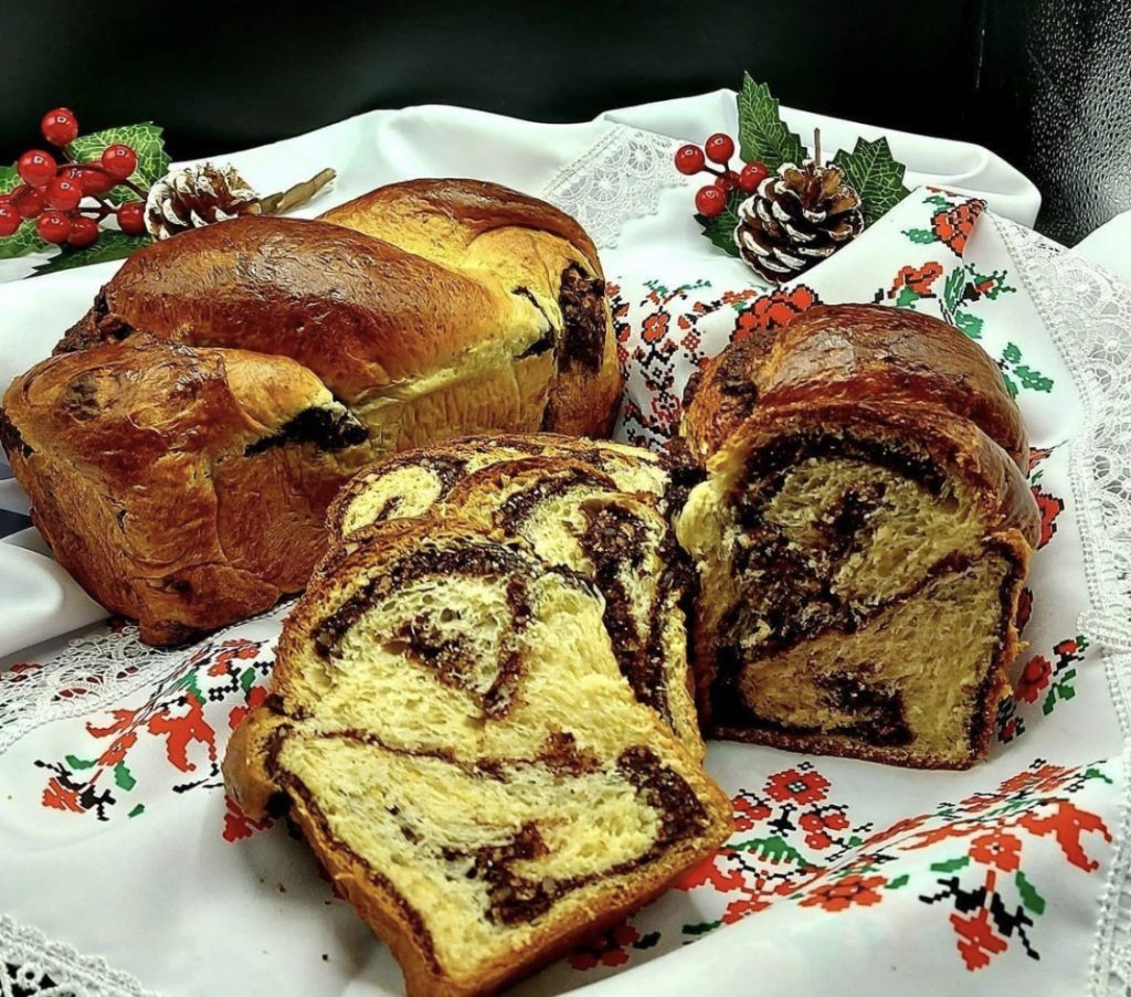 Cum se prepară aluatul de cozonac. Ce trebuie să faci cu făina ca să iasă pufos Foto: Instagram @natalia.ulinici