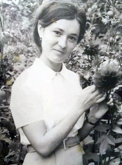 Mama Andreei Marin a fost o femeie foarte frumoasă. Andreea i-a moștenit frumusețea