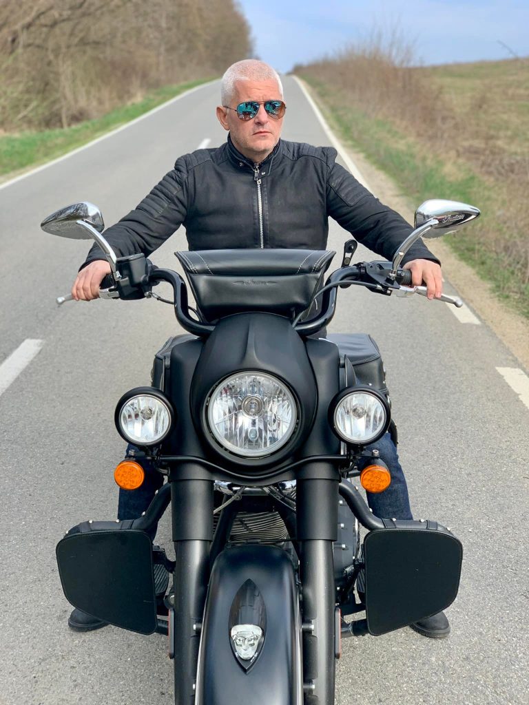 Pe vremea când filma pentru serialul „Profu”, difuzat de Pro TV