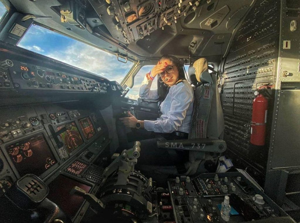 Smaranda Dragomir și-a propus din liceu să devină pilot