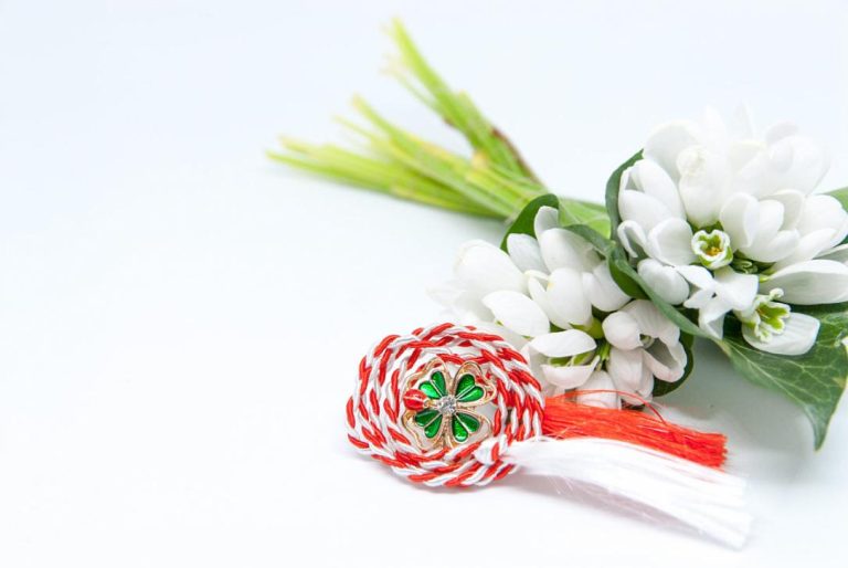 Tradiții și obiceiuri în luna martie. Ce este bine să faci pentru noroc, sănătate şi bunăstare