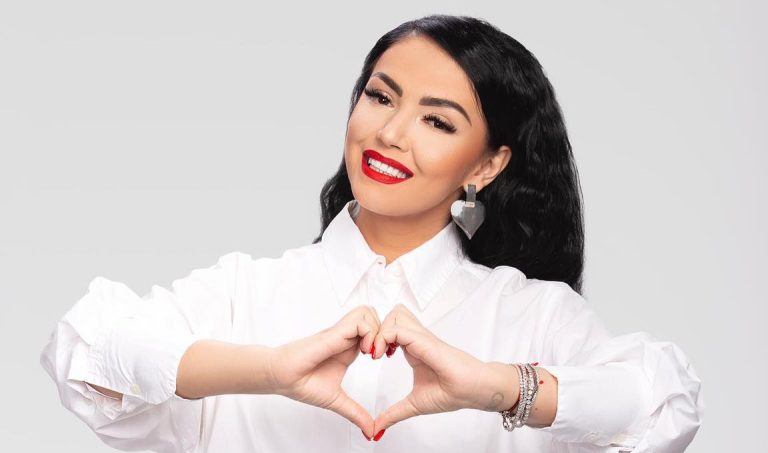 Andreea Mantea se reîntoarce la școală, la 36 de ani: „Merit o diplomă. Am oprit multe lucruri rele”. Ce facultate vrea să urmeze EXCLUSIV