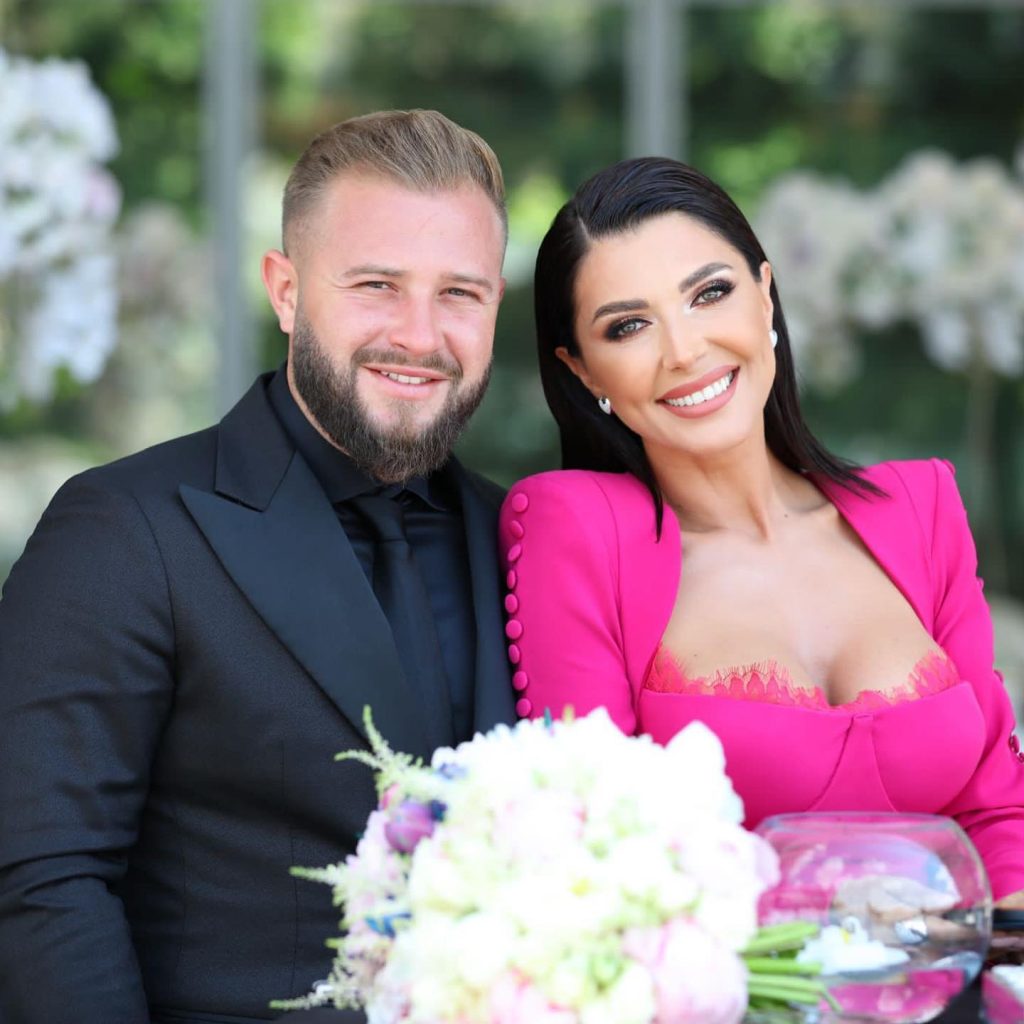 Vedeta și soțul ei, Andrei Neacșu