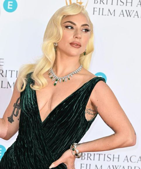 Bijuterii cu care vedetele au făcut furori la premiile BAFTA 2022