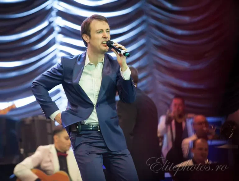 Călin Geambașu nu-și poate ierta mama biologică: „E ca un fel de Mama Rusia, un zbir stalinist deghizat în straie femeiești”. Cum își educă el fiul EXCLUSIV