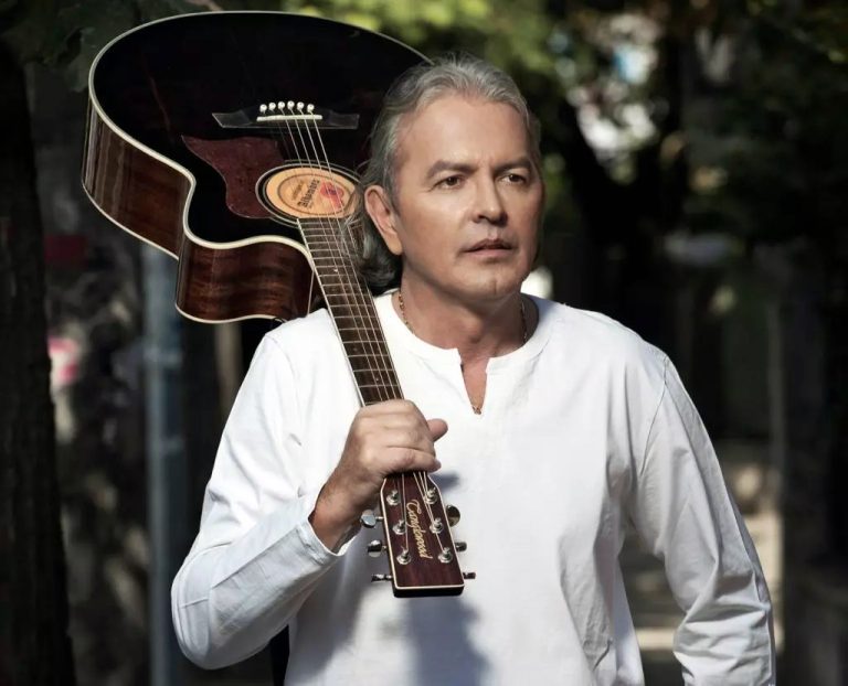 Ducu Bertzi, de 33 de ani îndrăgostit numai de ea, fata din benzinărie: „Mi-a plăcut de ea pentru că era descurcăreaţă, ştia să alimenteze maşina” EXCLUSIV