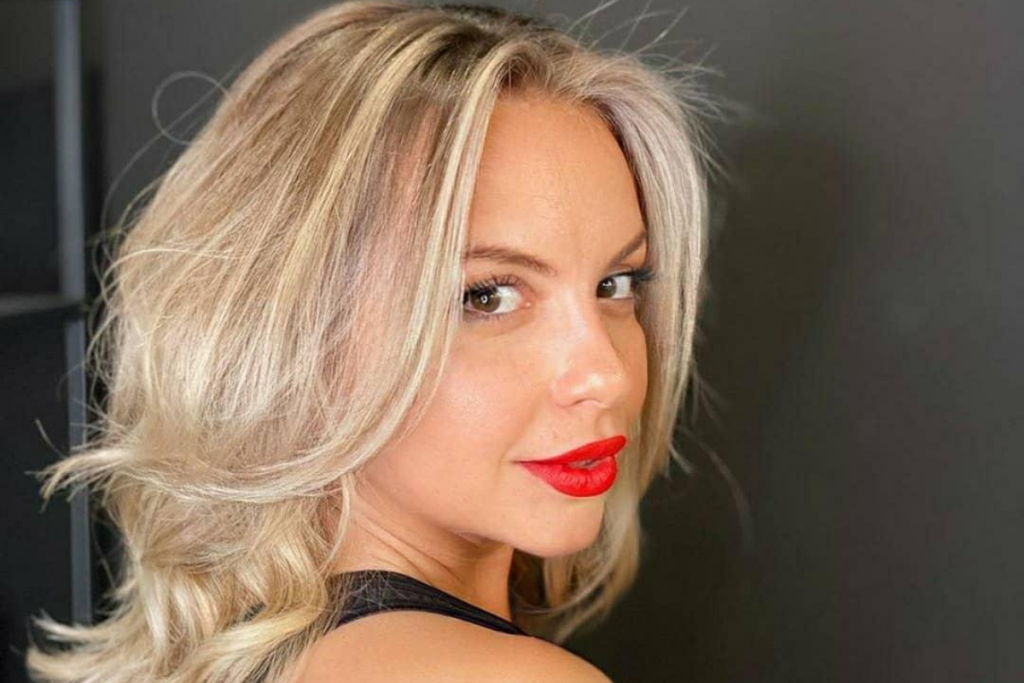 Eliza Natanticu a avut copilărie grea, însă a găsit mereu susținători în familie