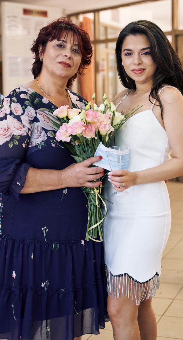 Cântăreața Eugenia Nicolae, relaţie specială cu mama ei: „Am învăţat cu greu că fata mea are timpul limitat și că nu mai este numai a mea” EXCLUSIV