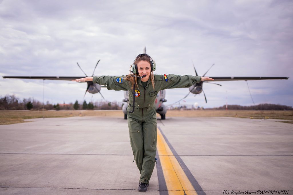 Căpitanul Diana Apostol este una dintre numeroasele femei în armată care face performanță