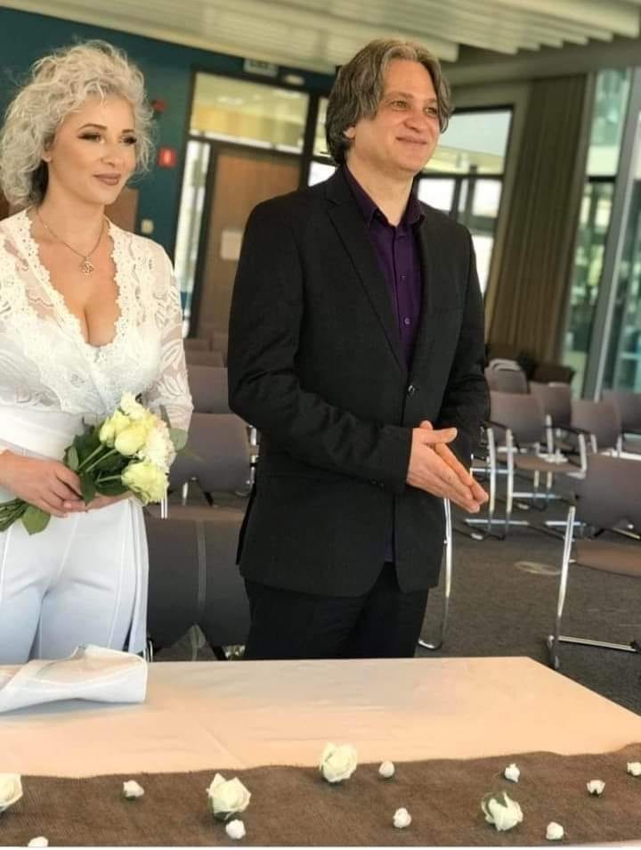 Mihai Onilă și Laura, emoționați, în ziua cununiei