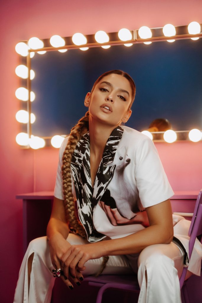 A devenit studentă la Actorie la vârsta de 25 ani