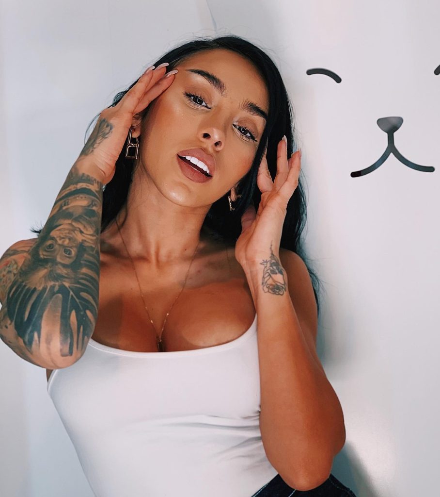 Ruby investește sume importante în imaginea ei