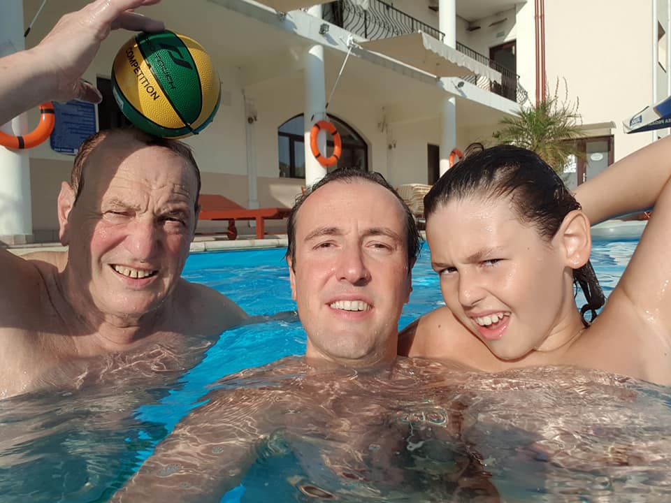 Trei generații, Călin, Petre și DaviN Geambasu