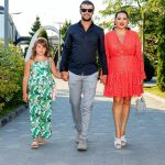 Oana Roman, alaturi de fiica ei si de tatal fetitei, Marius