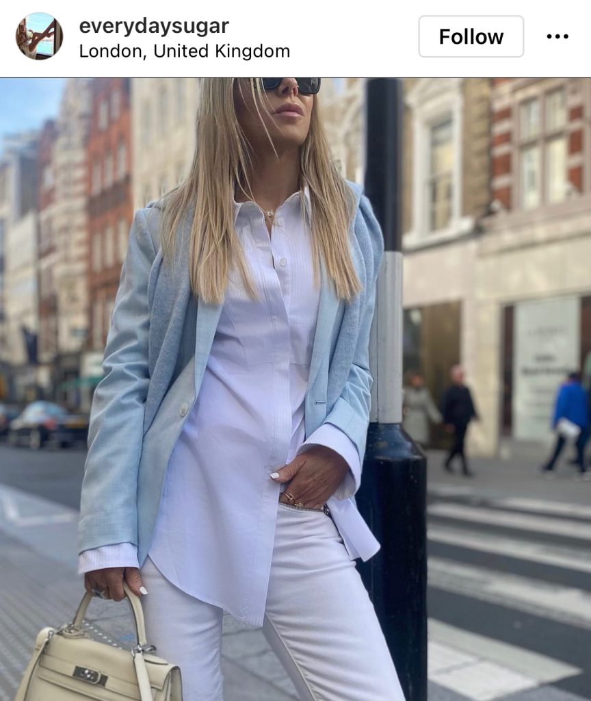 5 moduri inedite în care poţi purta banala cămaşă albă