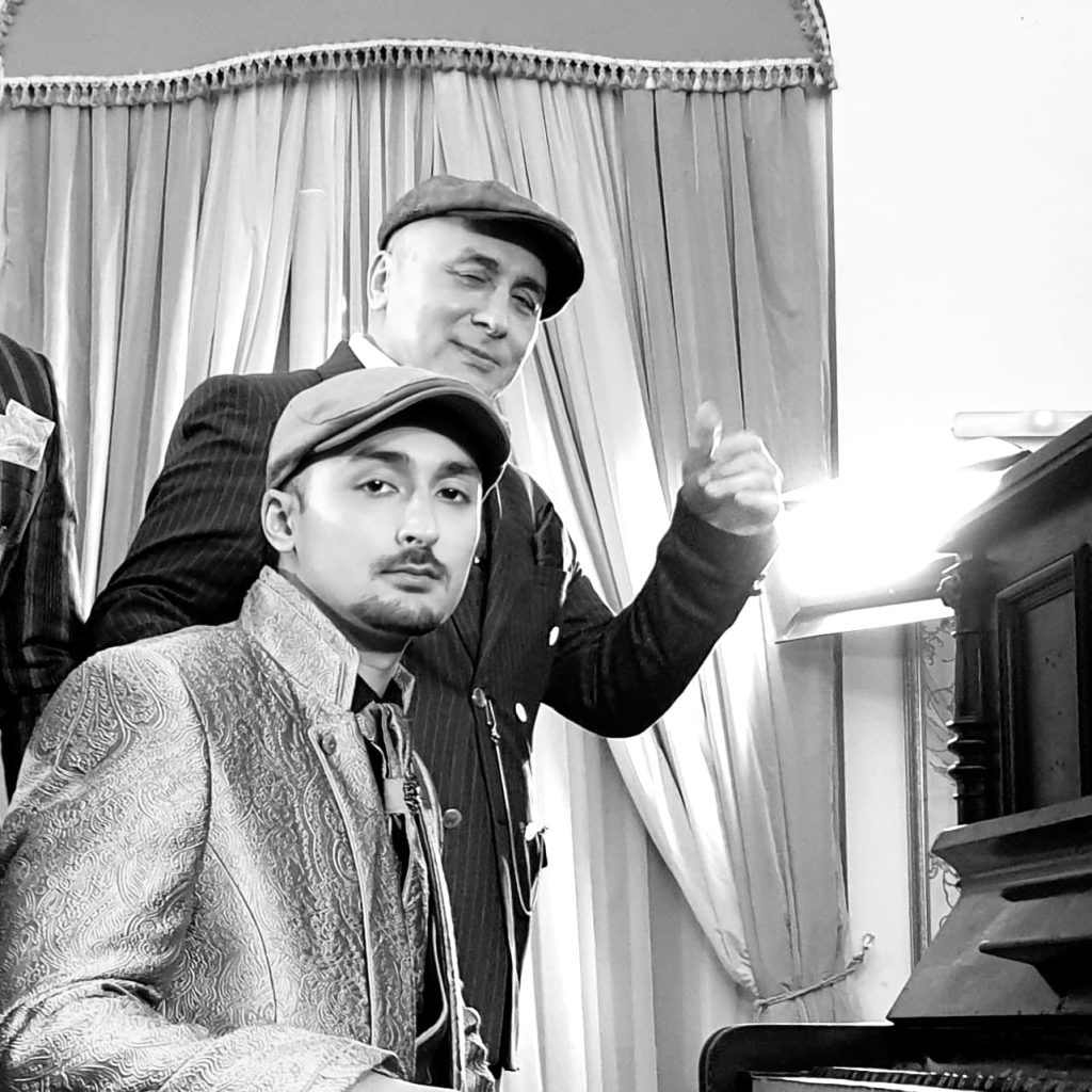 Alături de fiul lui, Sasha, la filmările noului videoclip