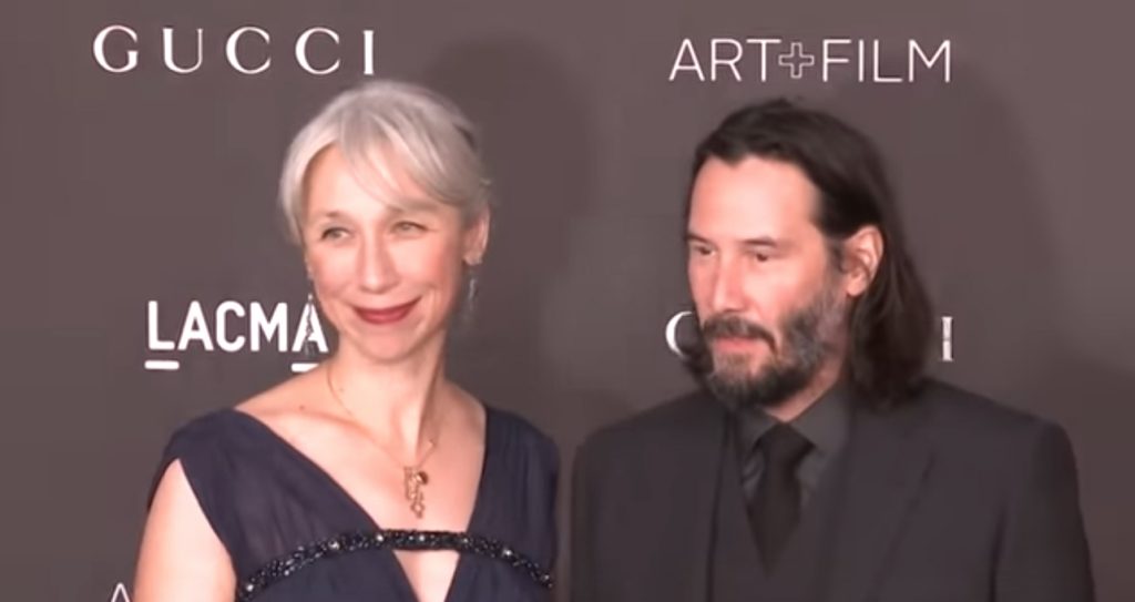 Cine este şi cu ce se ocupă Alexandra Grant