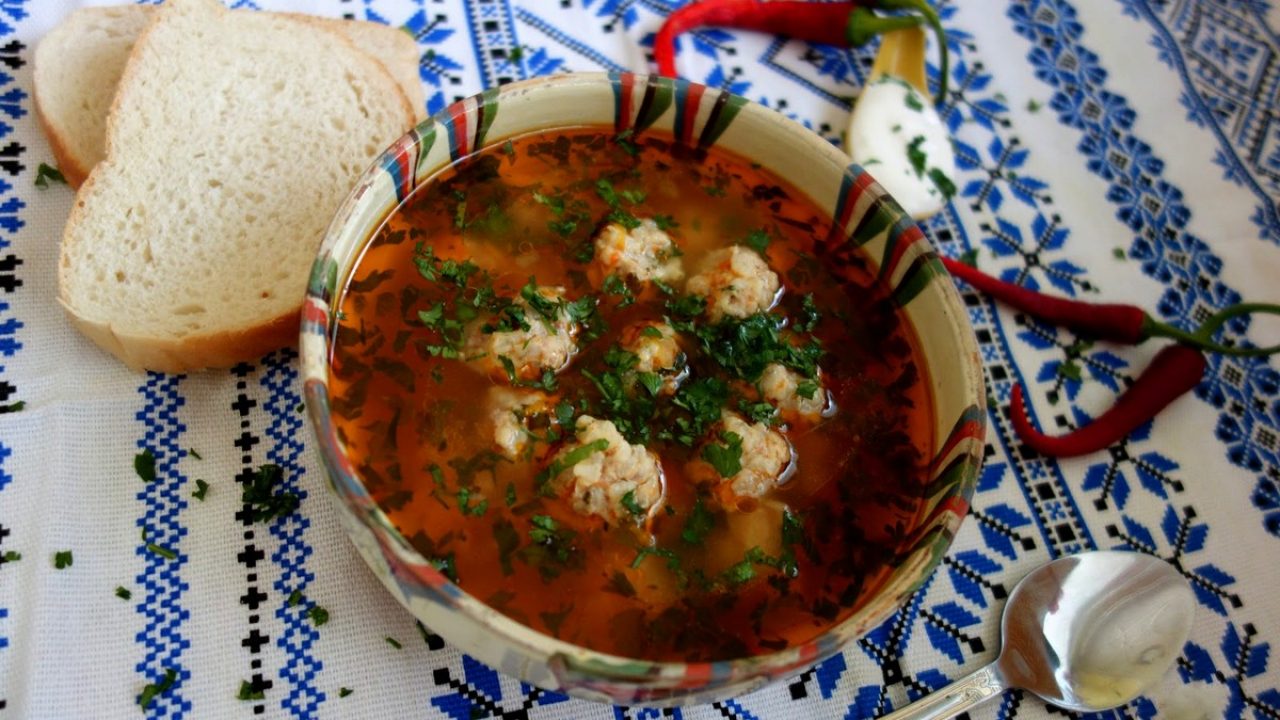 Ciorbă de perişoare