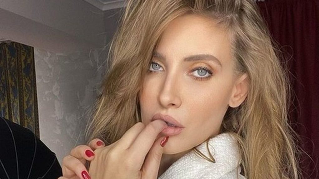 Sacrificiul pe care il face Iulia Albu pentru o silueta perfecta