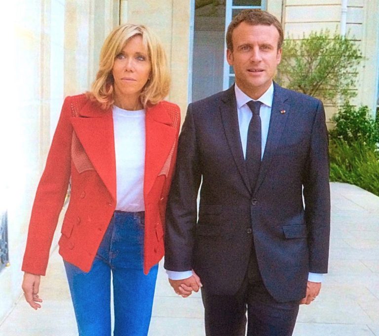 Cum a reușit Emmanuel Macron să o facă pe Brigitte să se îndrăgostească de el, deși avea doar 15 ani