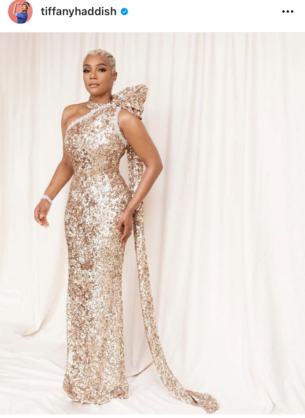 Rochiile care au făcut furori la Premiile Grammy 2022