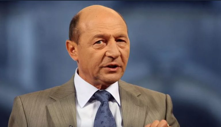 Traian Băsescu nu renunţă la lux. Îşi cumpără apartament într-un cartier de top din Capitală
