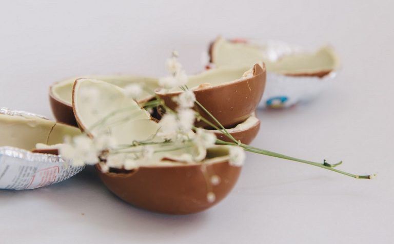 Avertismentul medicilor din Marea Britanie. 70 de copii, în spital infectați cu Salmonella după ce au mâncat ouă de ciocolată