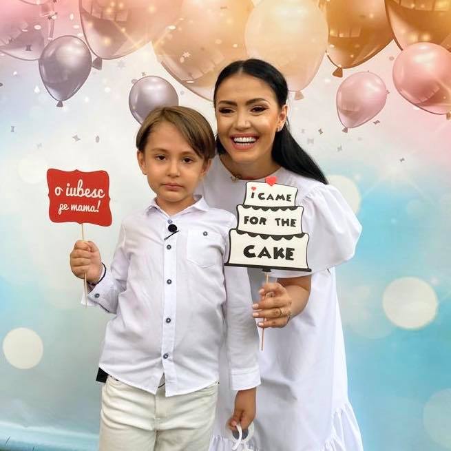 Andreea Mantea, nevoită să-și învețe fiul de 7 ani să-i facă injecții