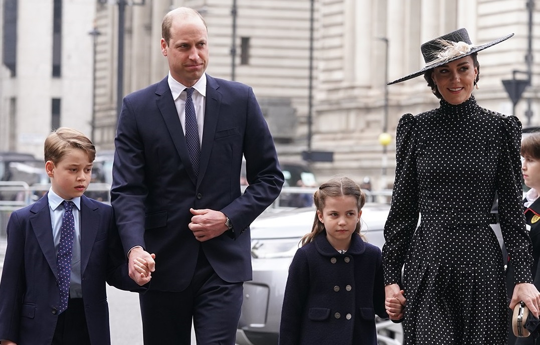 Salariul uriaş pe care îl are bona copiilor lui Kate Middleton şi ai prinţului William