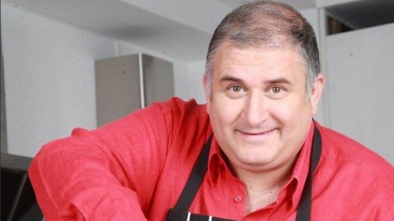 Bucătarul Horia Vîrlan, reţetă inedită de cozonac de Paşte. Ingredientul secret pe care îl foloseşte EXCLUSIV