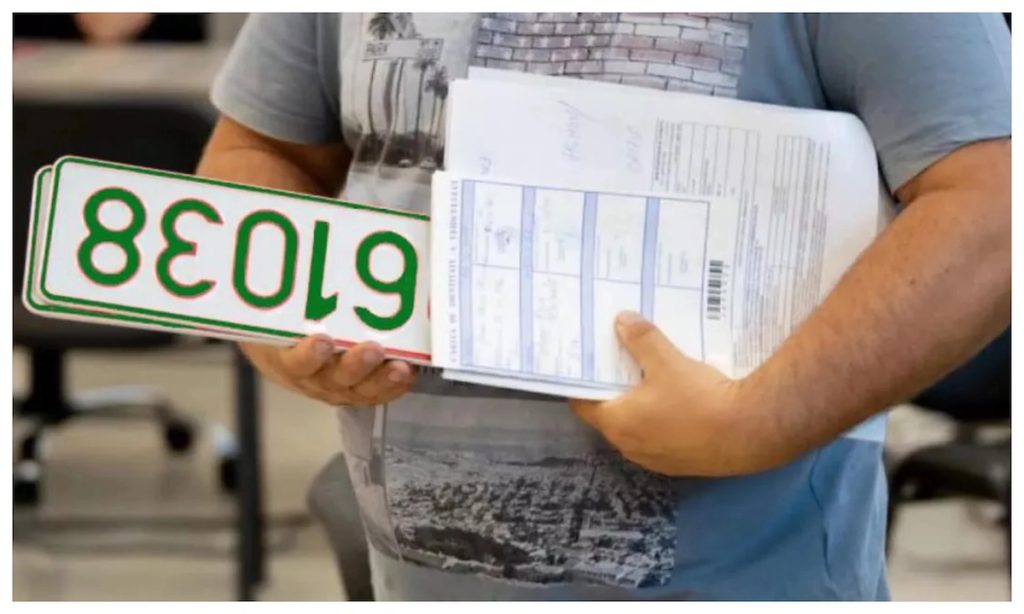 Se schimba numerele de inmatriculare in Romania.