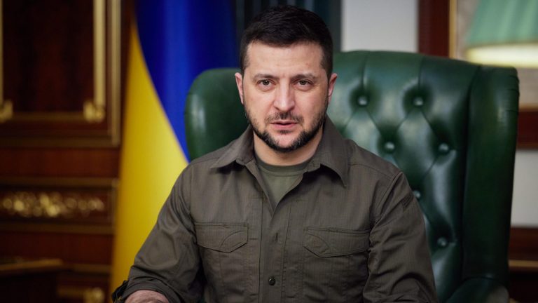 Transformarea uimitoare prin care a trecut Volodimir Zelenski. Soţia lui spune că este de nerecunoscut