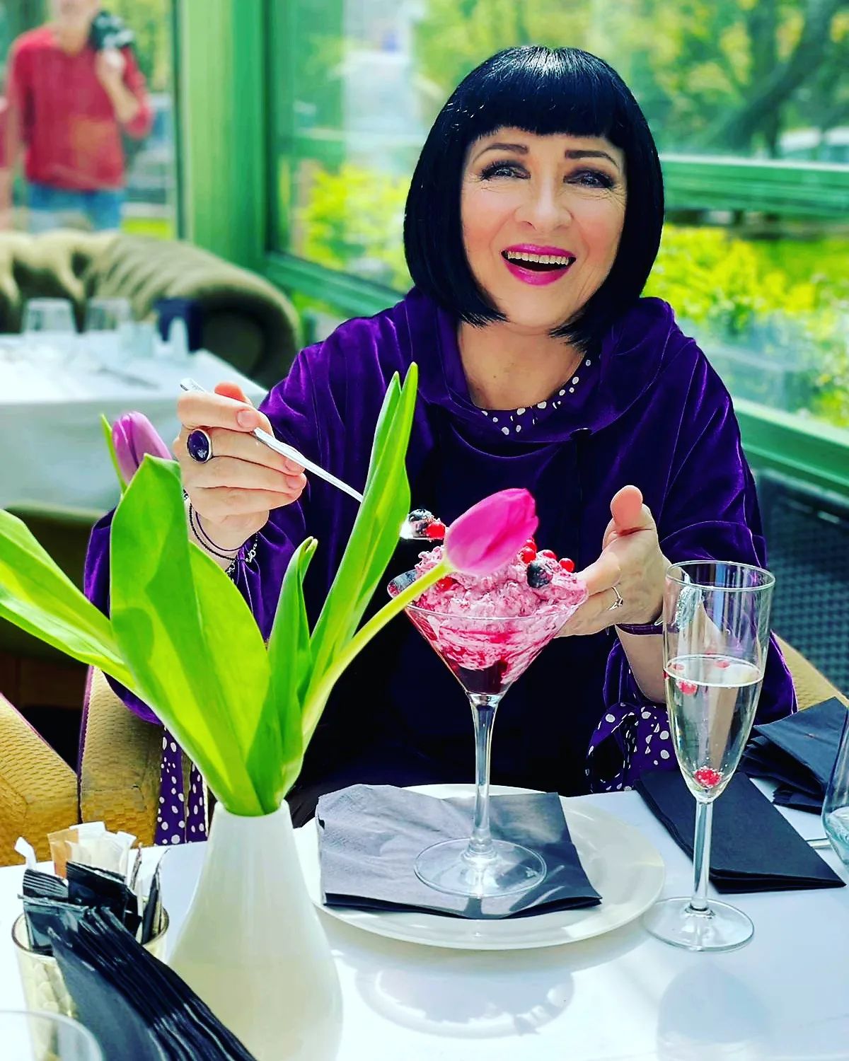 Cu cine a fost căsătorită Neti Sandu