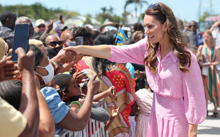 Culoarea pe care Kate Middleton nu o poartă niciodată. Ce nuanţă detestă Ducesa de Cambridge