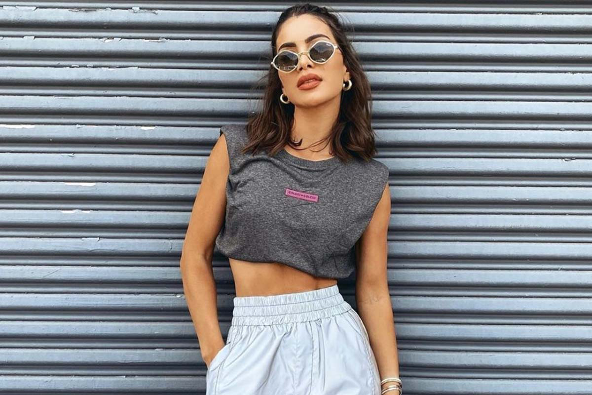 Cum porți topurile după vârsta de 30 de ani