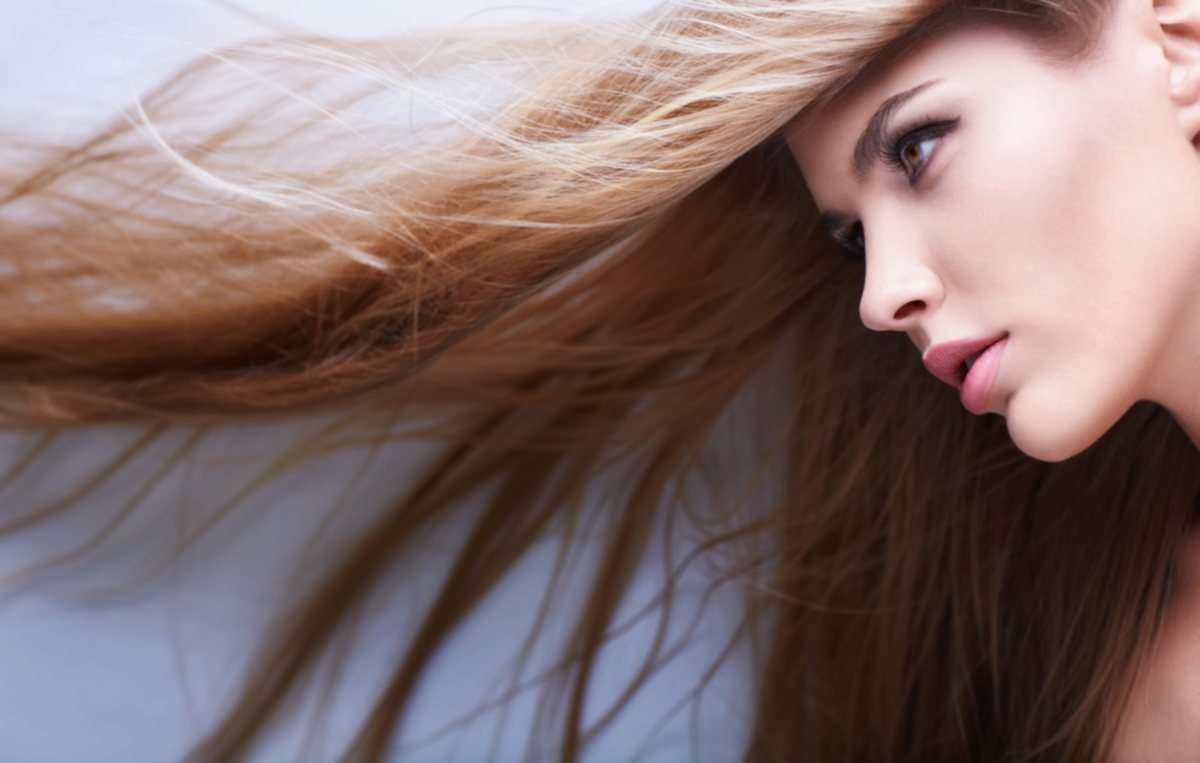 Cum să te speli pe cap fără şampon