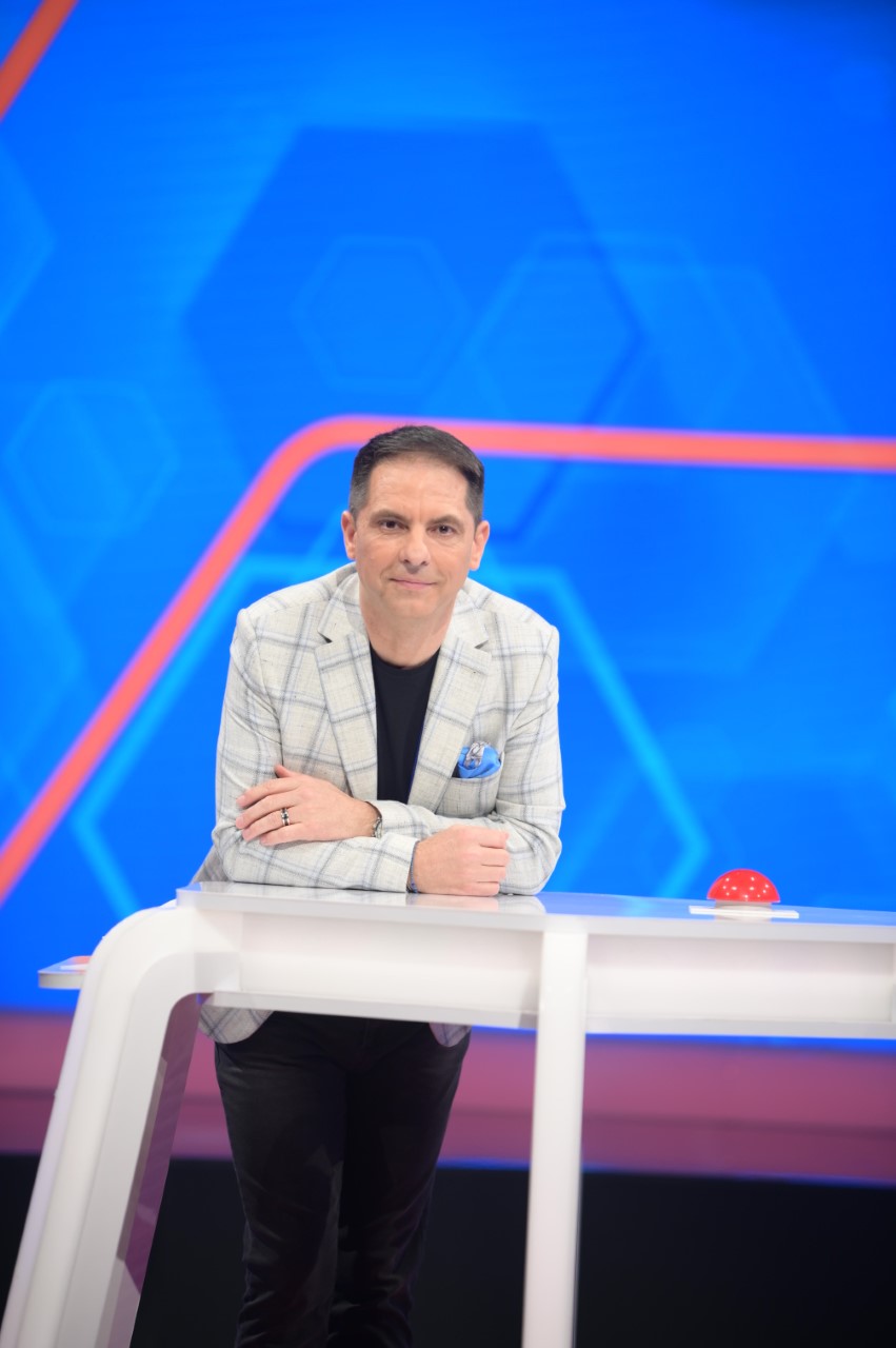 Dan Negru, atac dur la adresa vedetelor din România