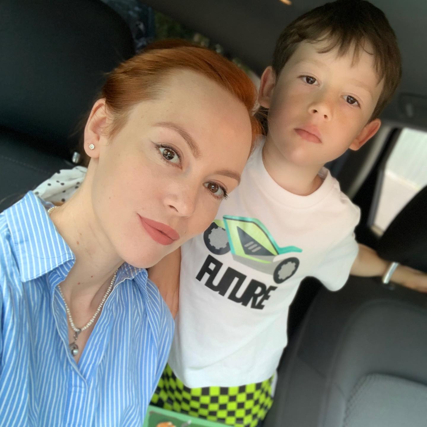 Olimpia Melinte, alături de băiețelul ei, Sasha