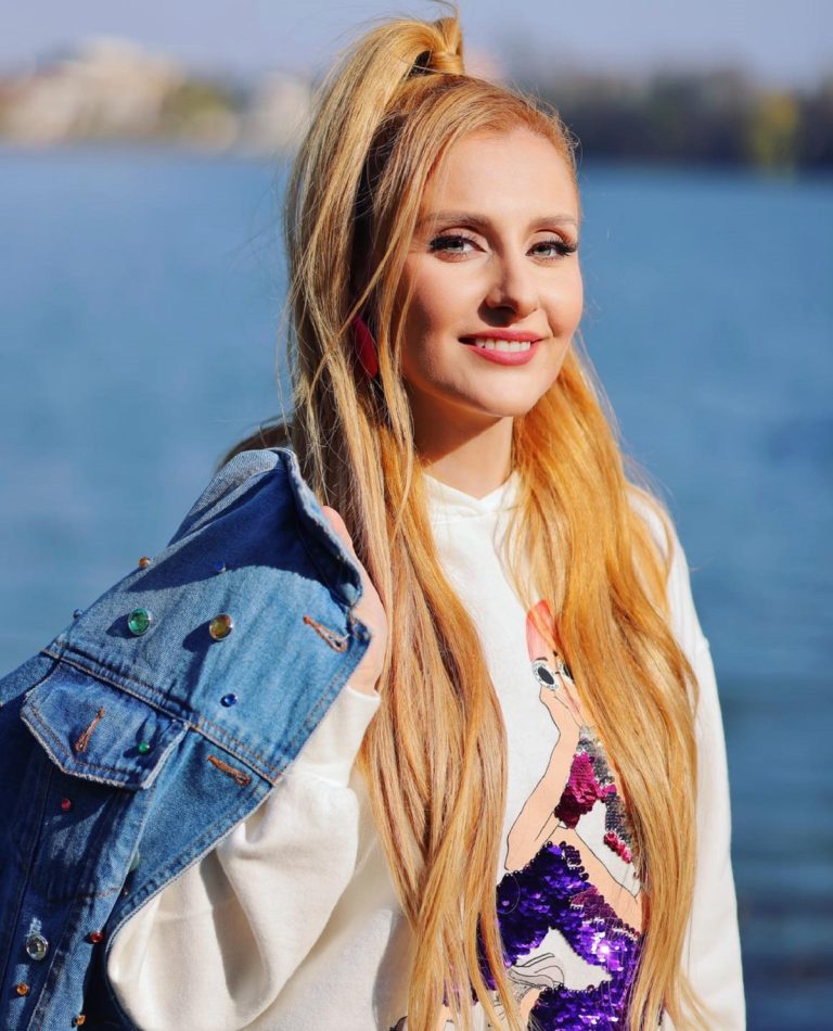 Alina Sorescu, avertizată încă din 2004 că va divorța. Artista nici nu era căsătorită pe atunci