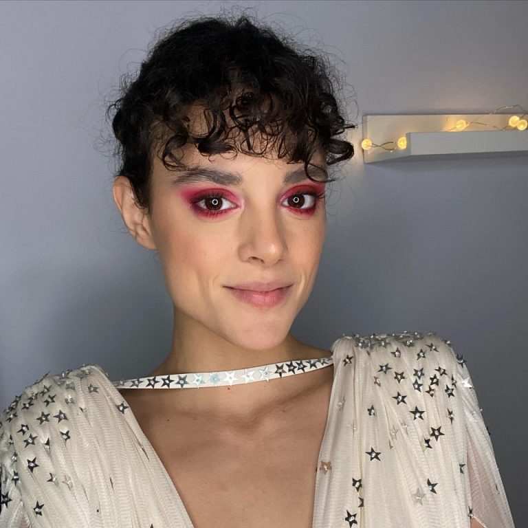 Ce reacție a avut tatăl Dianei Sar, după ce a văzut direct în cinema scenele ei explicite de amor. „A avut și el o părere” EXCLUSIV