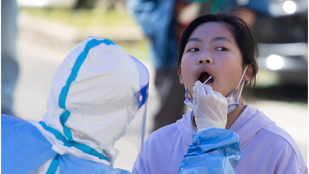 Chinurile prin care trec femeile însărcinate infectate cu Covid-19 în Coreea de Nord