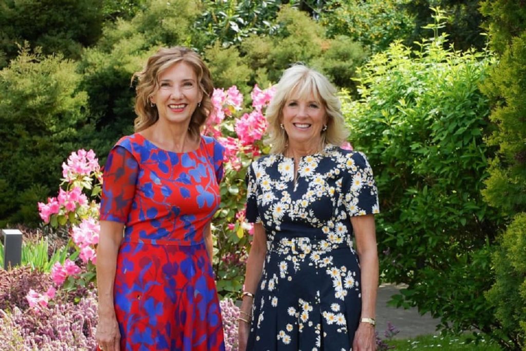 Unde ajung toate rochiile purtate de Carmen Iohannis la evenimentele oficiale