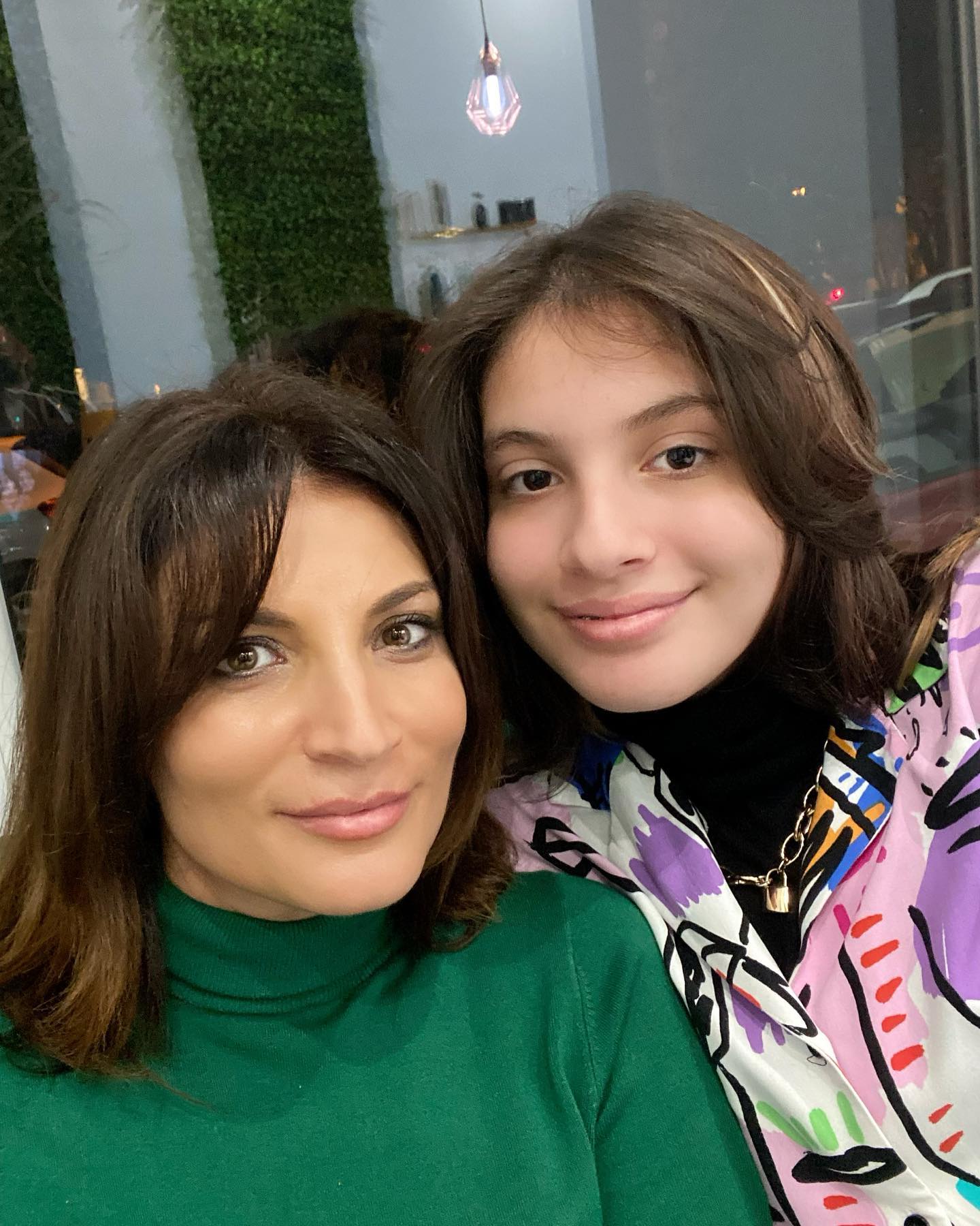 Ioana Ginghină lături de fiica ei