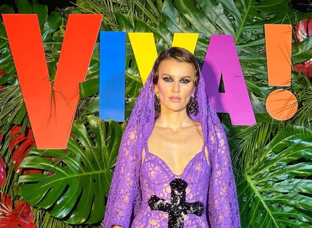 Cele mai ciudate tinute de la petrecerea VIVA